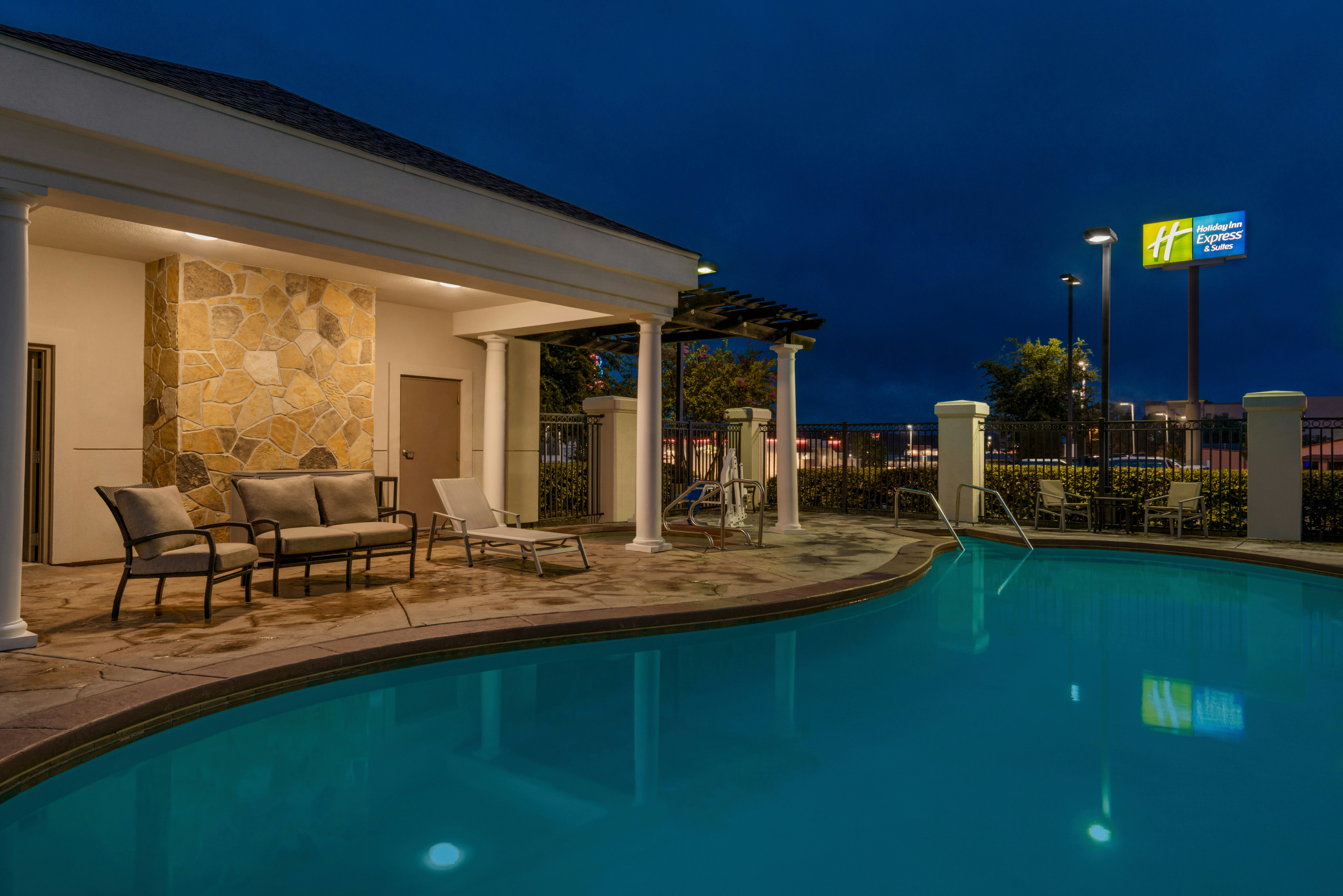 Holiday Inn Express Hotel And Suites Mcalester 2/63