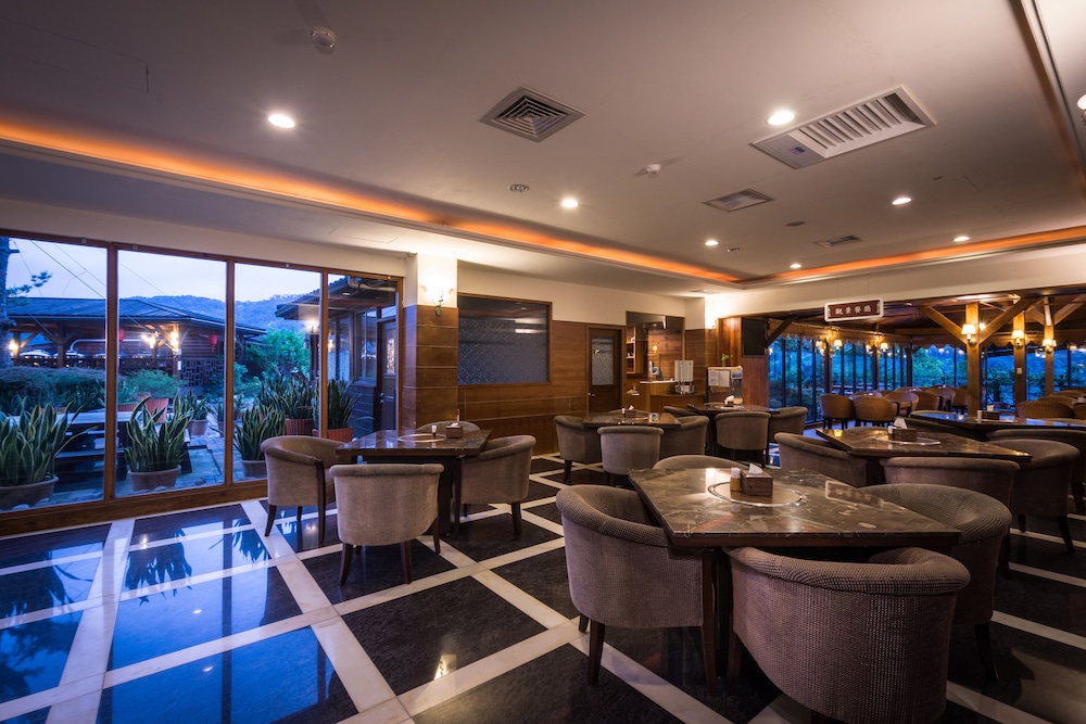 Wulai Sunglyu Spring Resort 23/30
