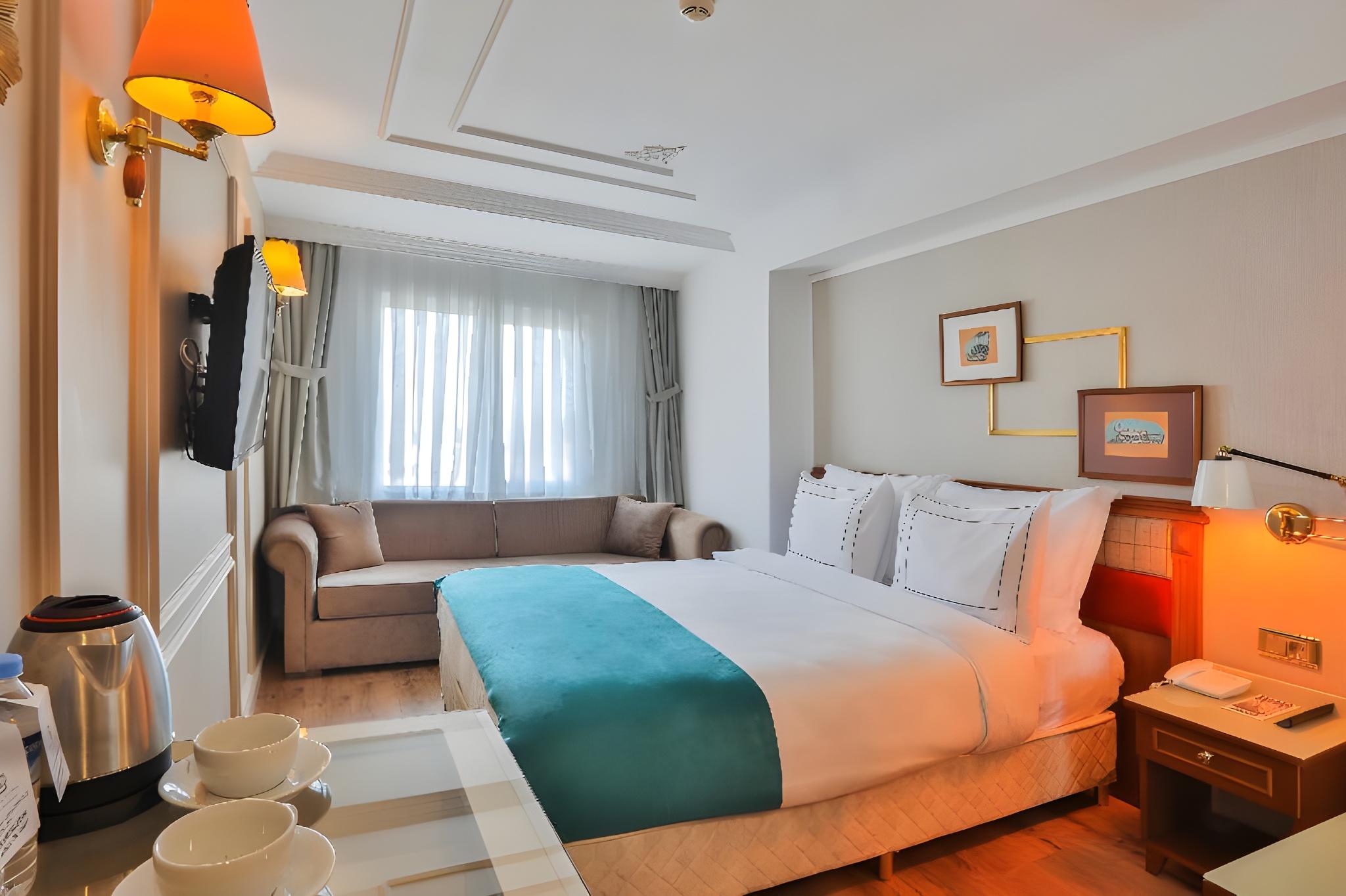 Standard, 2 Double Beds