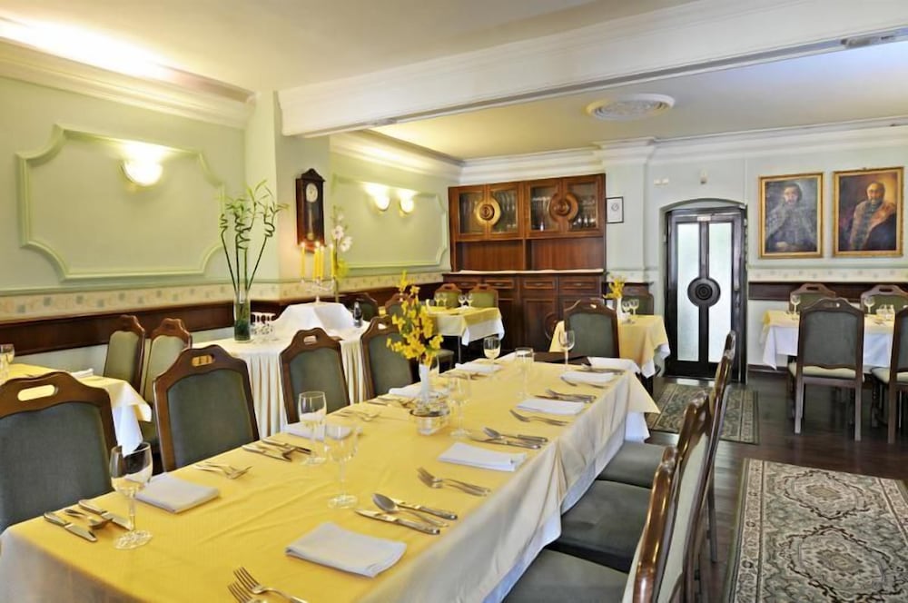 HOTEL BARBAKAN 26/38
