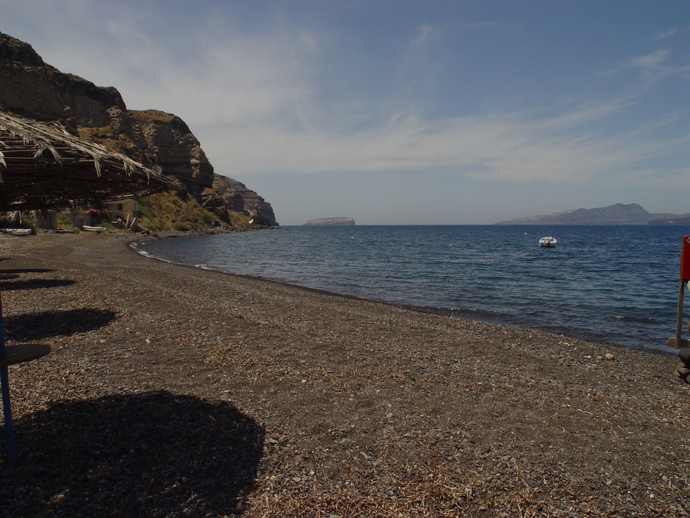 Mathios Village 70/74
