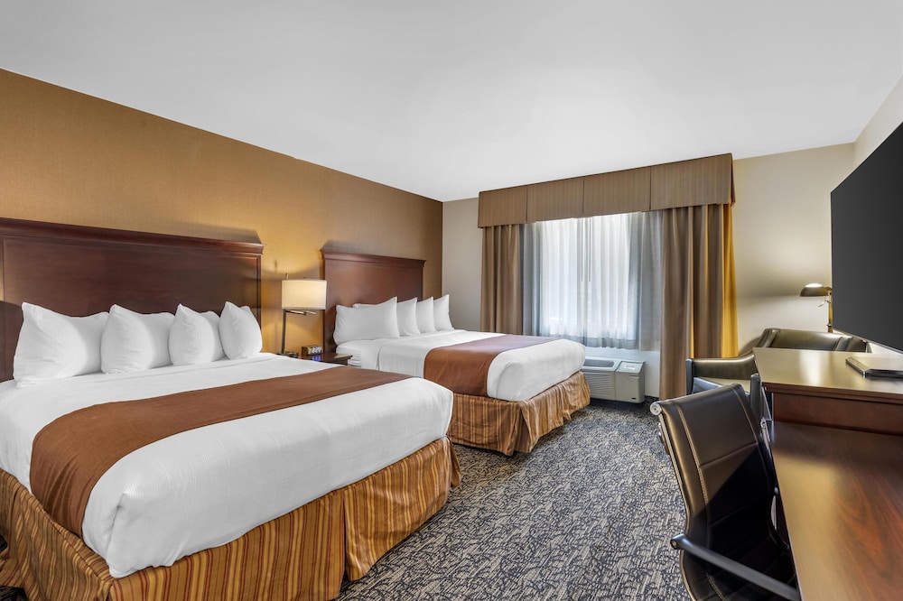 غرفة قياسية بسريرين كوين، Best Western Plus Truckee-Tahoe Hotel 3/5