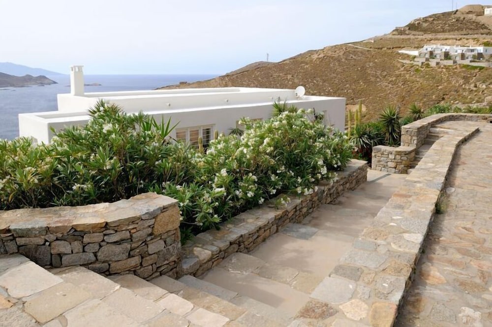 Villa Joy 23/29