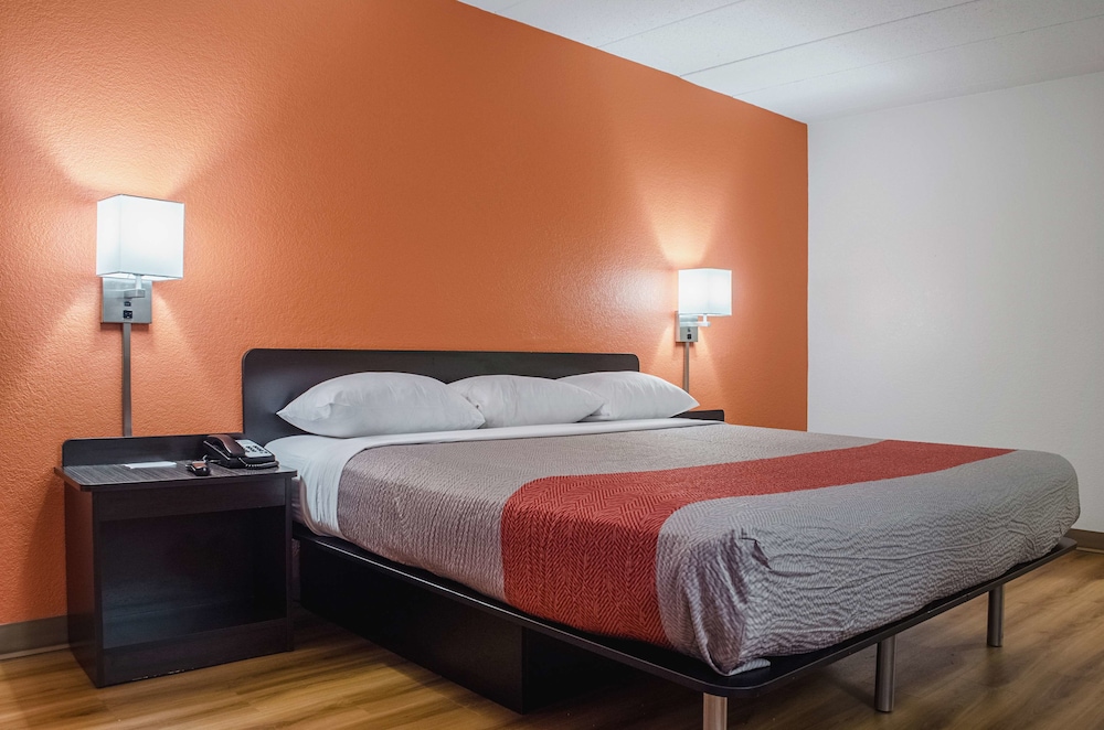 Motel6 Brockton, MA 12/29