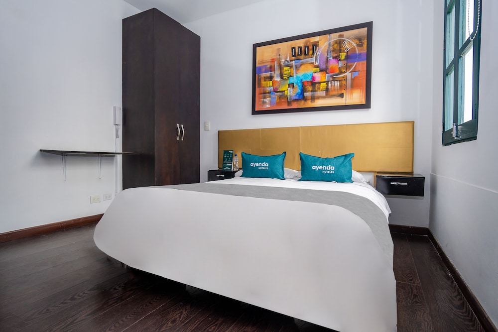 SUPERIOR, DOUBLE BED