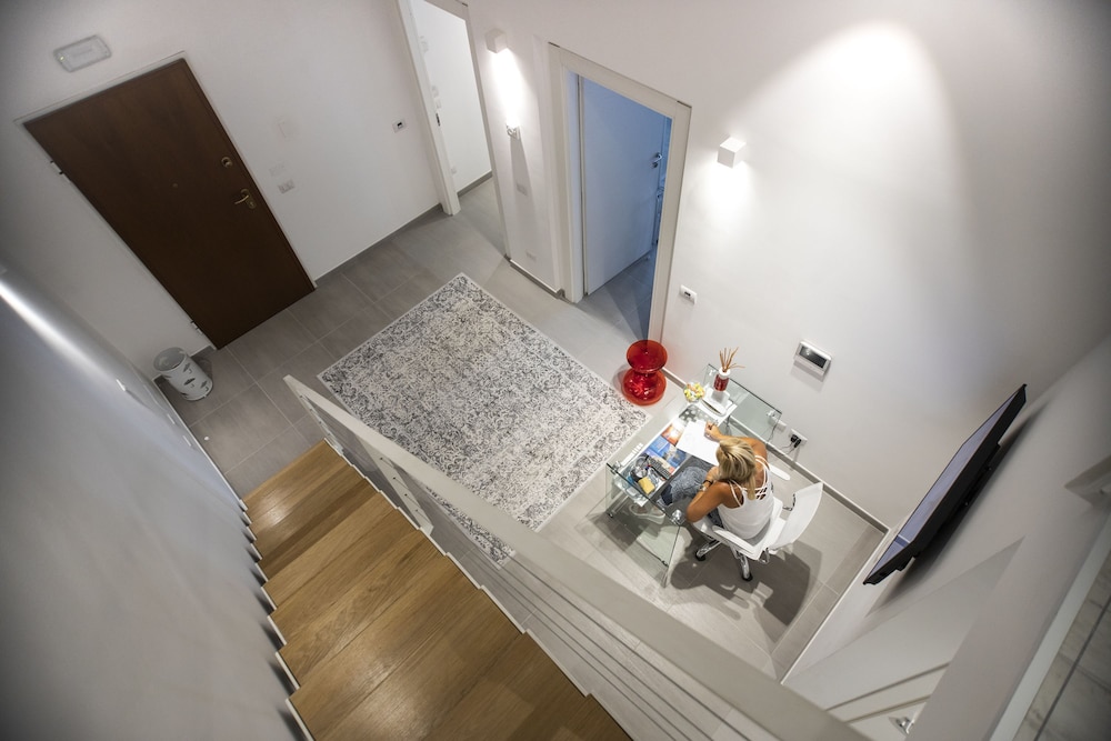 Suite Quaroni 7/49