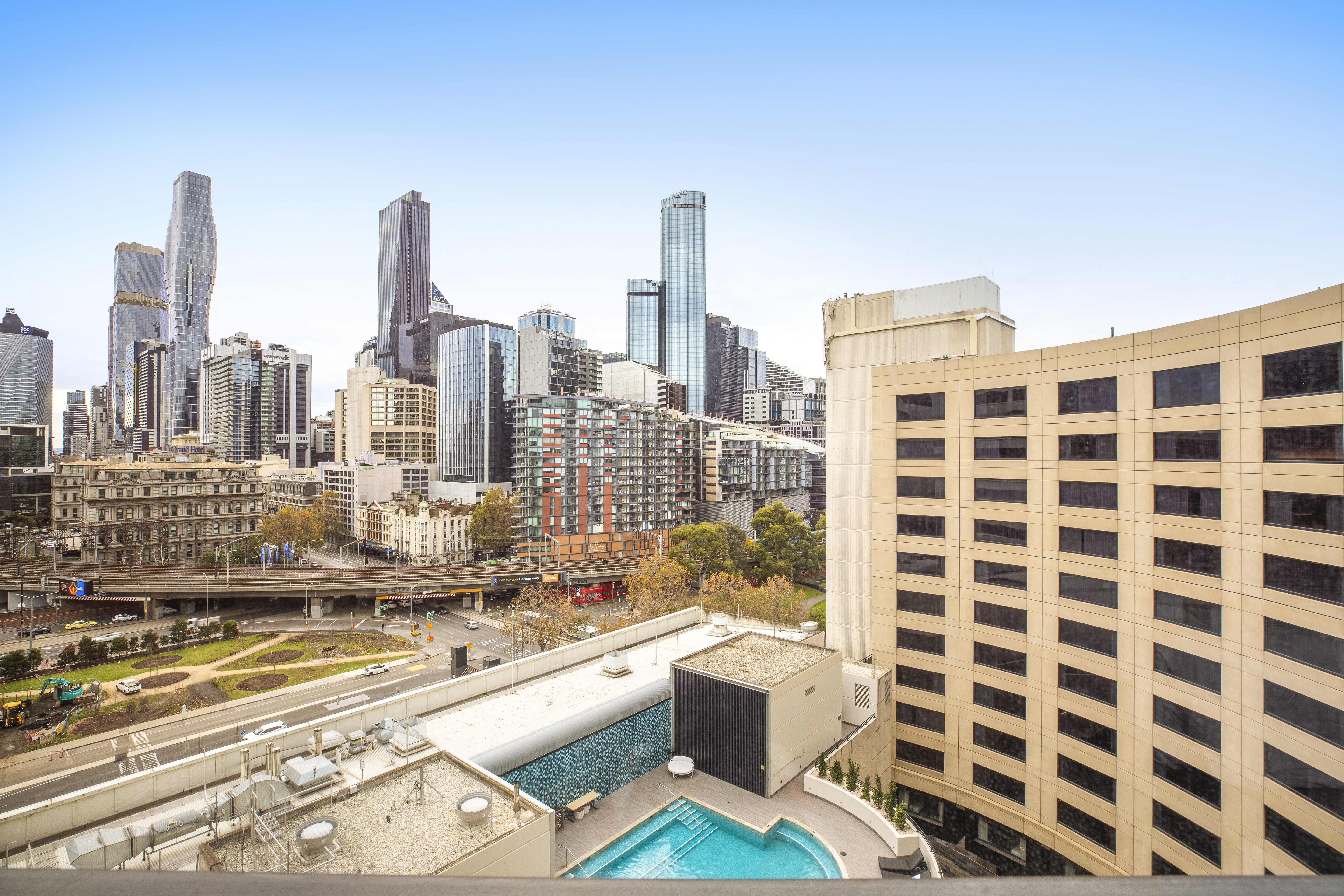 Crowne Plaza Hotel Melbourne 69/72
