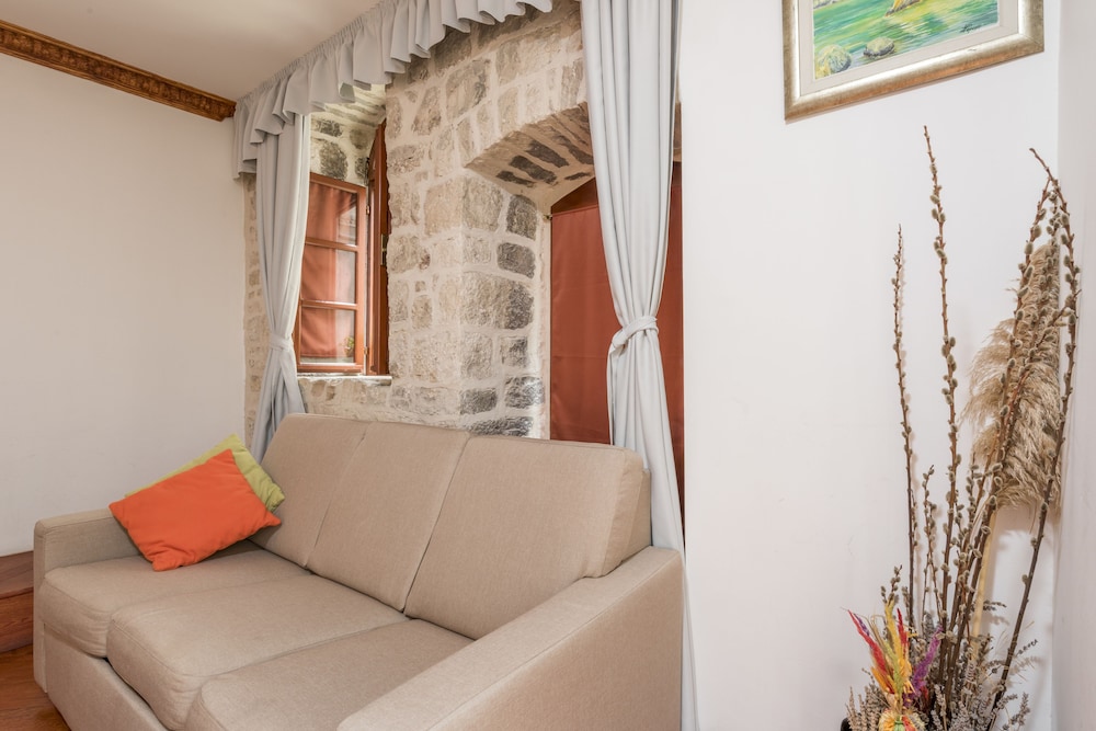 Hotel Villa Nora 31/49
