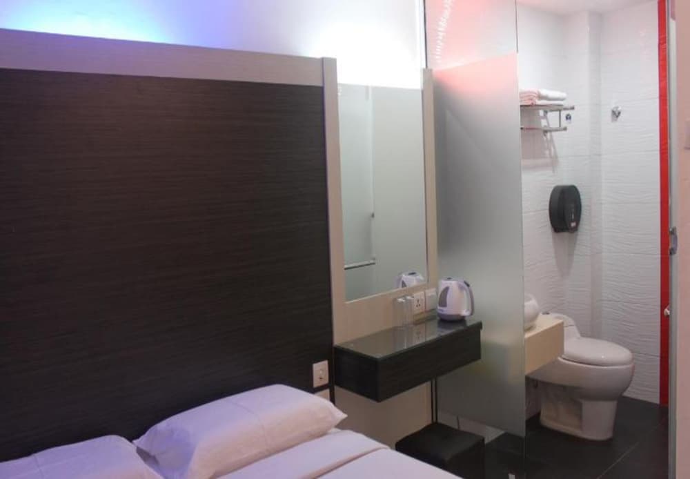 Time Hotel Seremban 49/57