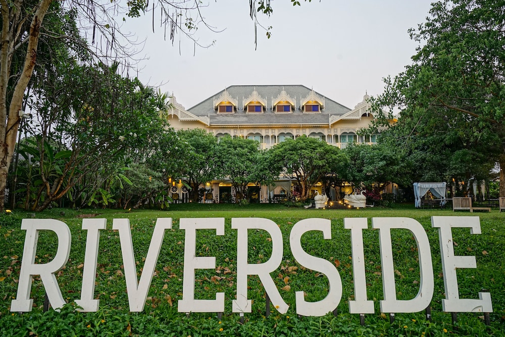 At Pingnakorn Riverside 45/50