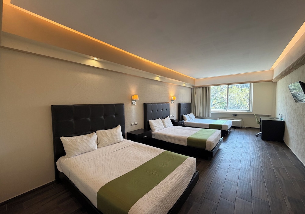 Diana Del Bosque Hotel 10/50
