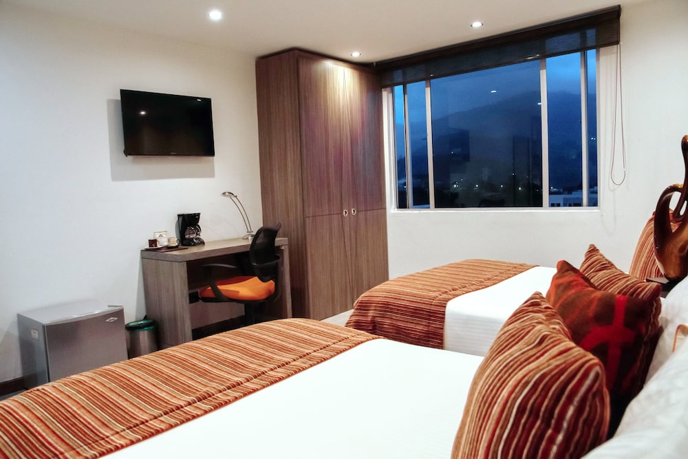 Isa Victory Hotel Boutique 7/64