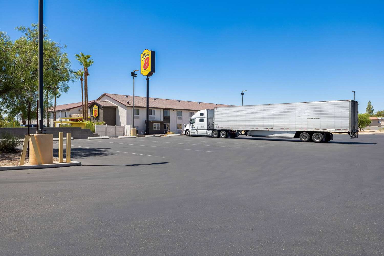 Super 8 by Wyndham Goodyear/Phoenix Area 17/22