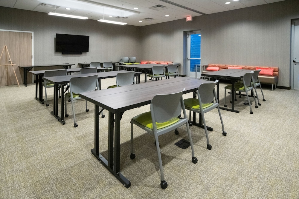 SpringHill Suites by Marriott Kenosha 42/49