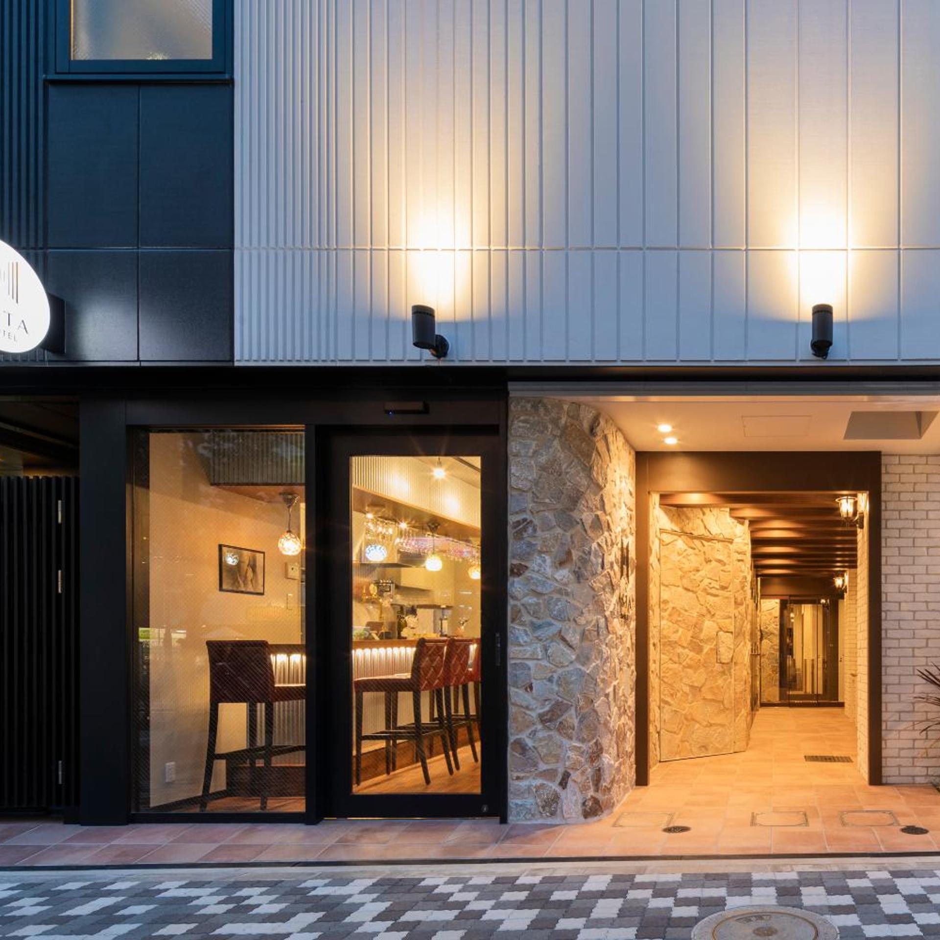 Asta Hotel 3/41
