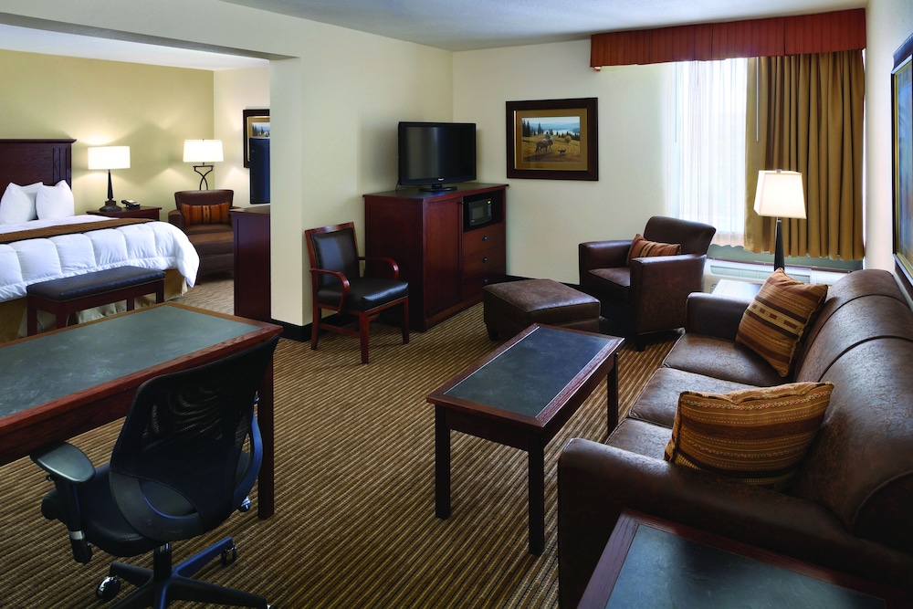 Ramkota Hotel And Conference Center 36/64