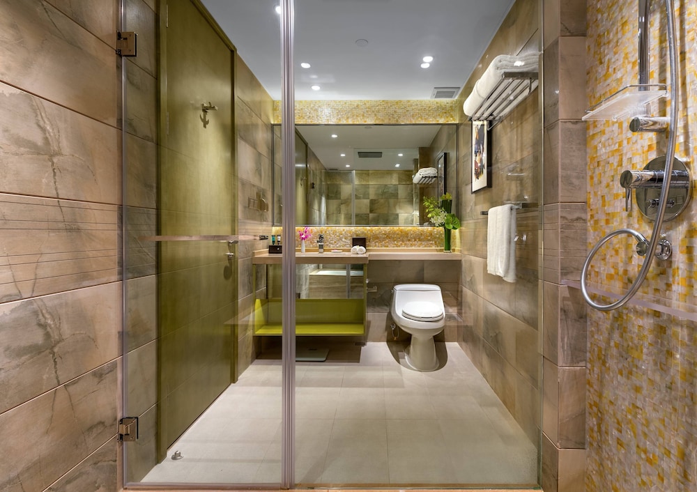Oakwood Hotel & Residence Suzhou 50/50