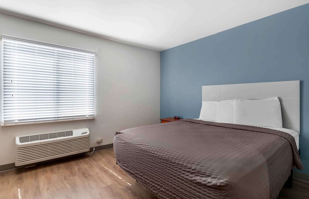WoodSpring Suites Austin Northwest 28/49