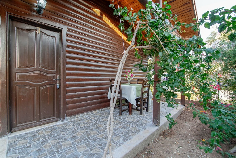 Cuhadar Datca Bungalov 1/50