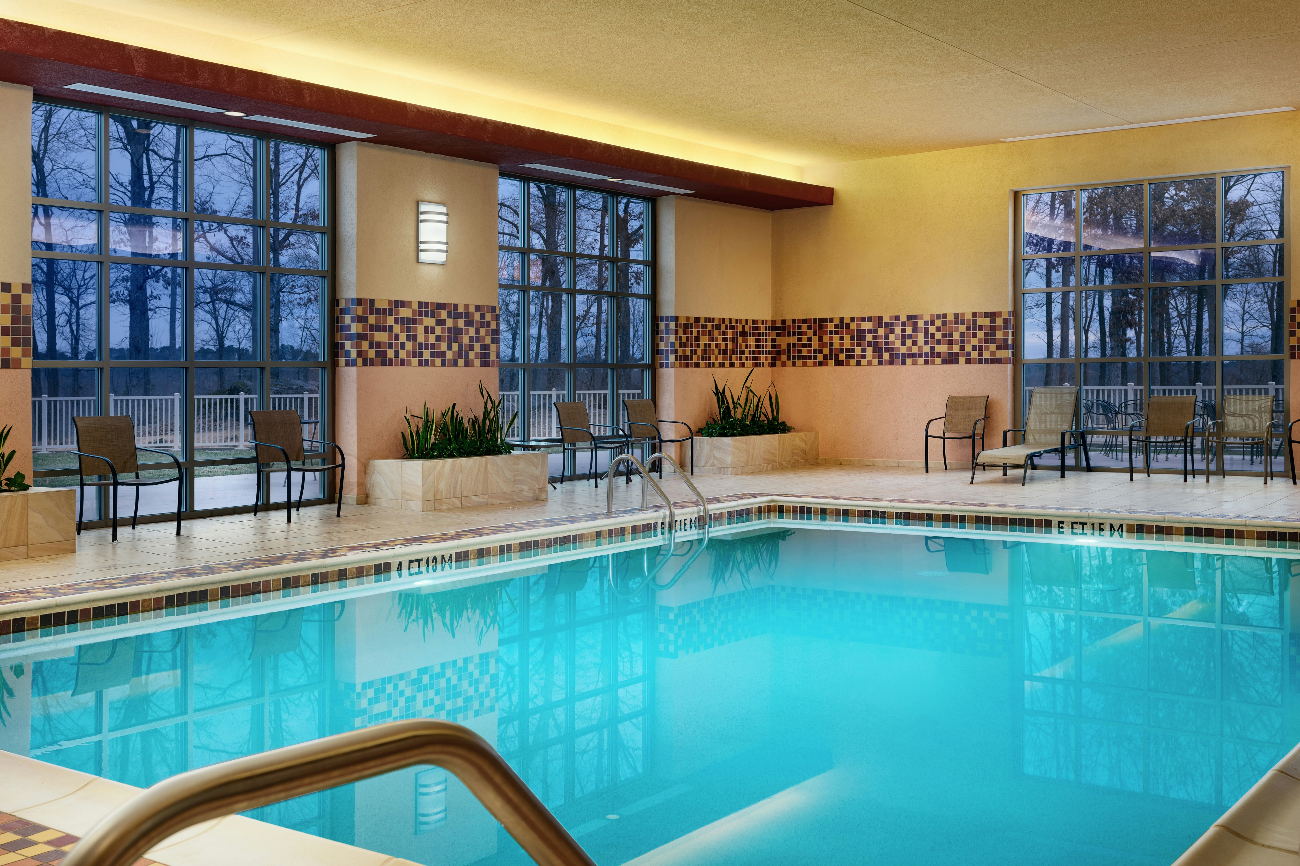 Embassy Suites by Hilton Charlotte Concord Golf Resort & Spa 40/74
