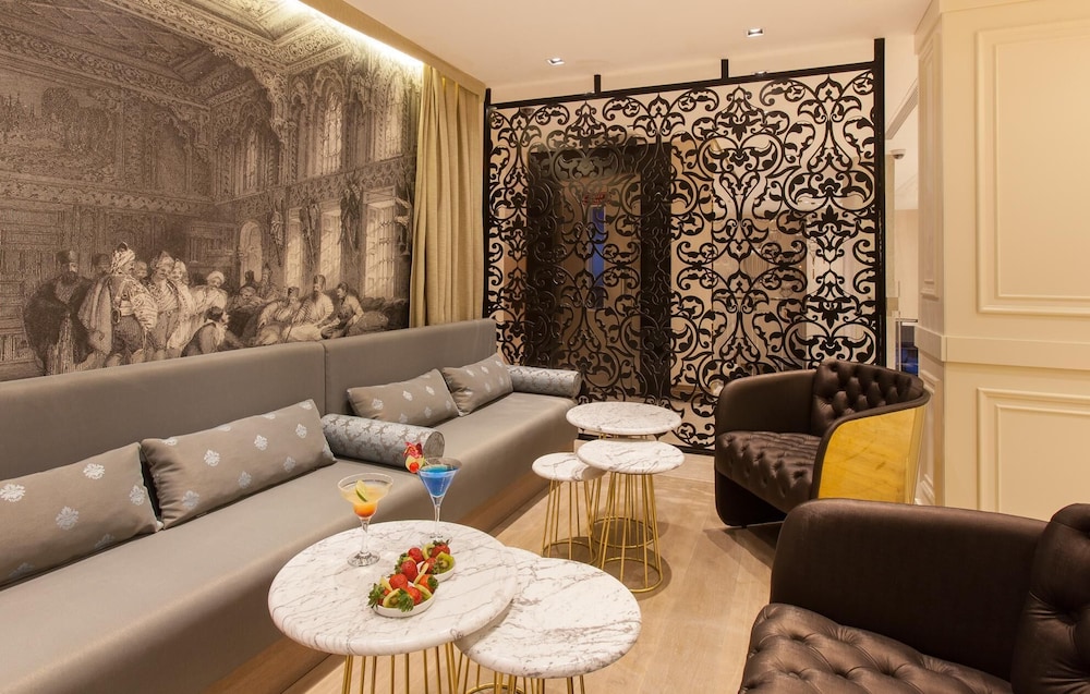 AHC Ayasofya Hotel (Special Class) 44/60