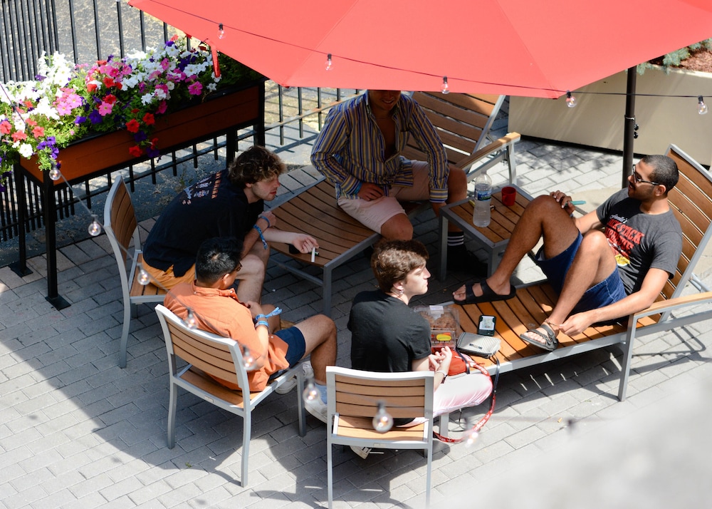 Chicago Getaway Hostel 32/50