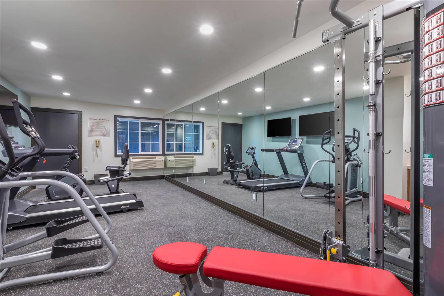 Bluestem Hotel Torrance Los Angeles, an Ascend Collection Hotel 4/10