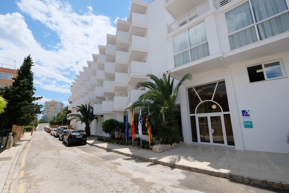 Azuline Hotel Palmanova Garden 56/62