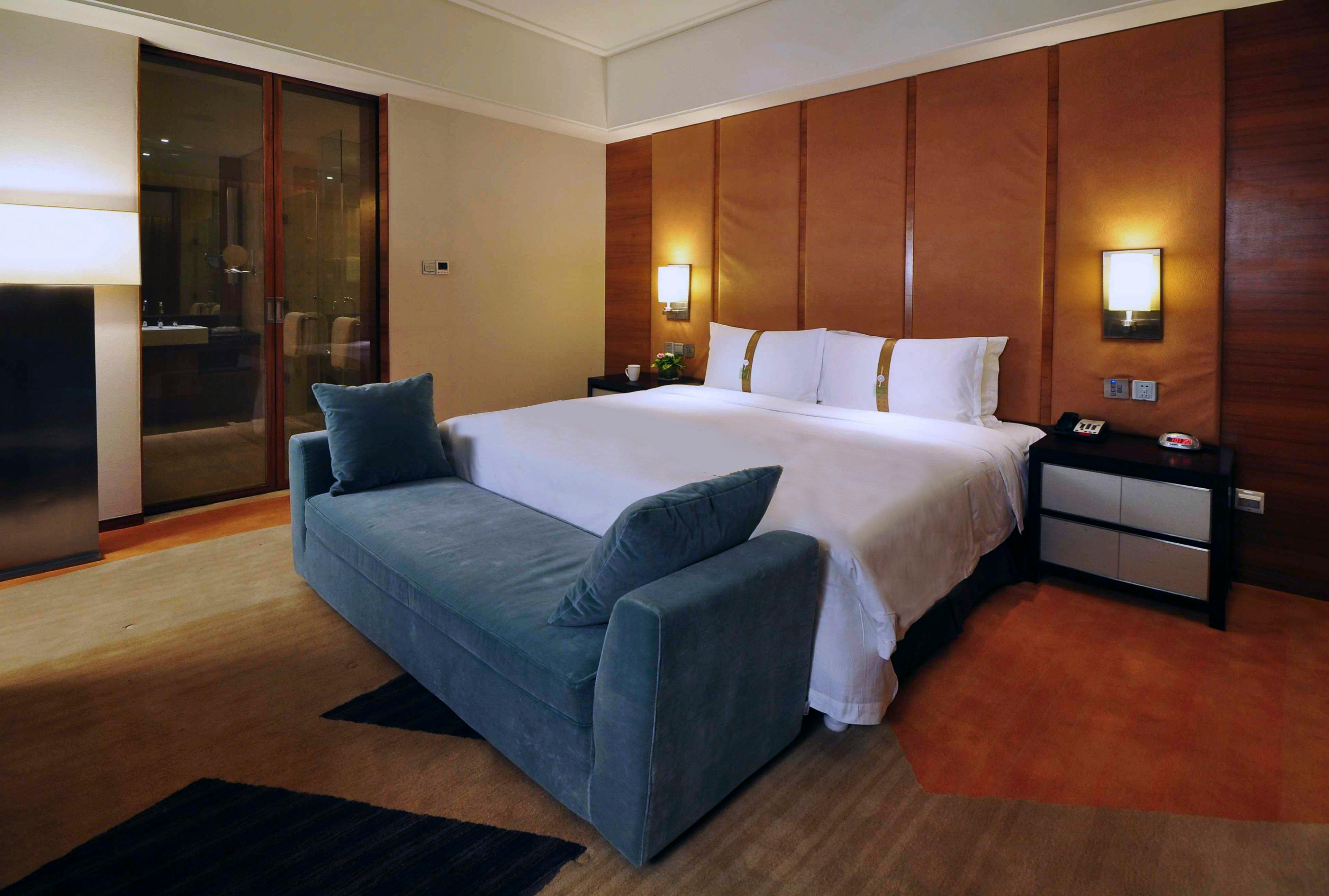 1 Bedroom, Suite, Dining Area