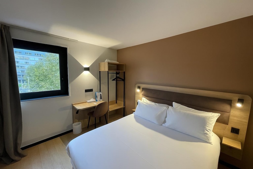Brit Hotel Rouen Centre 11/43