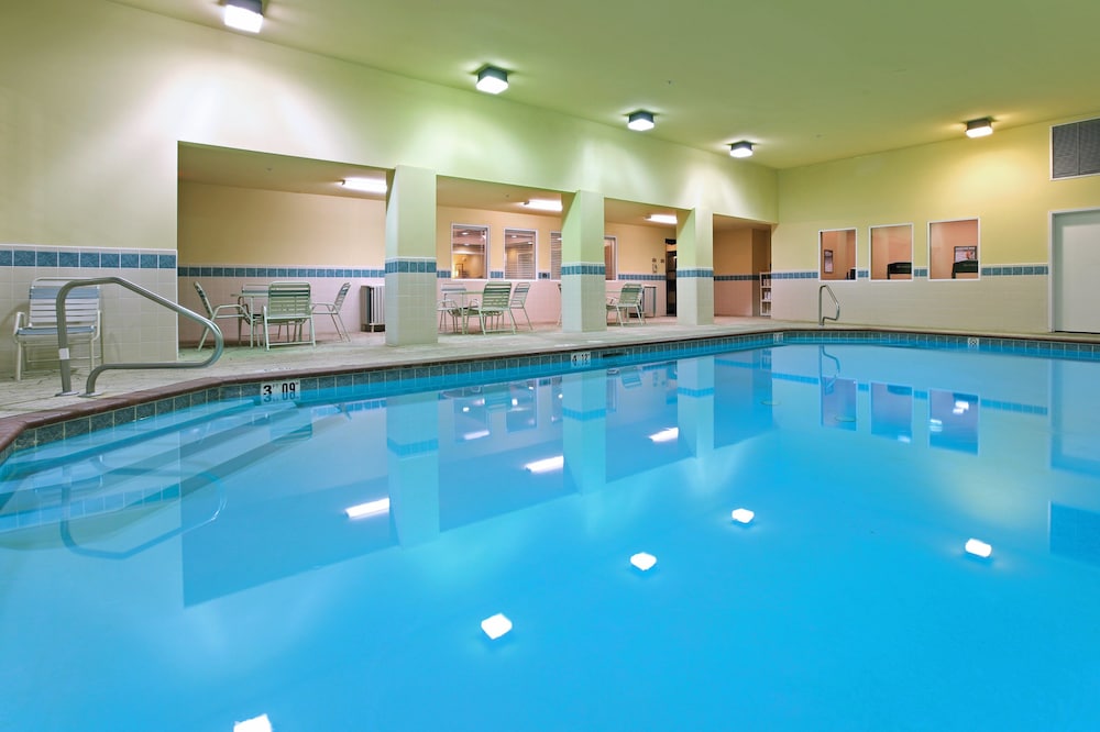 swimming pool spa