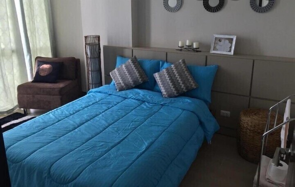 CSuites at 8 Newtown Residences 42/50
