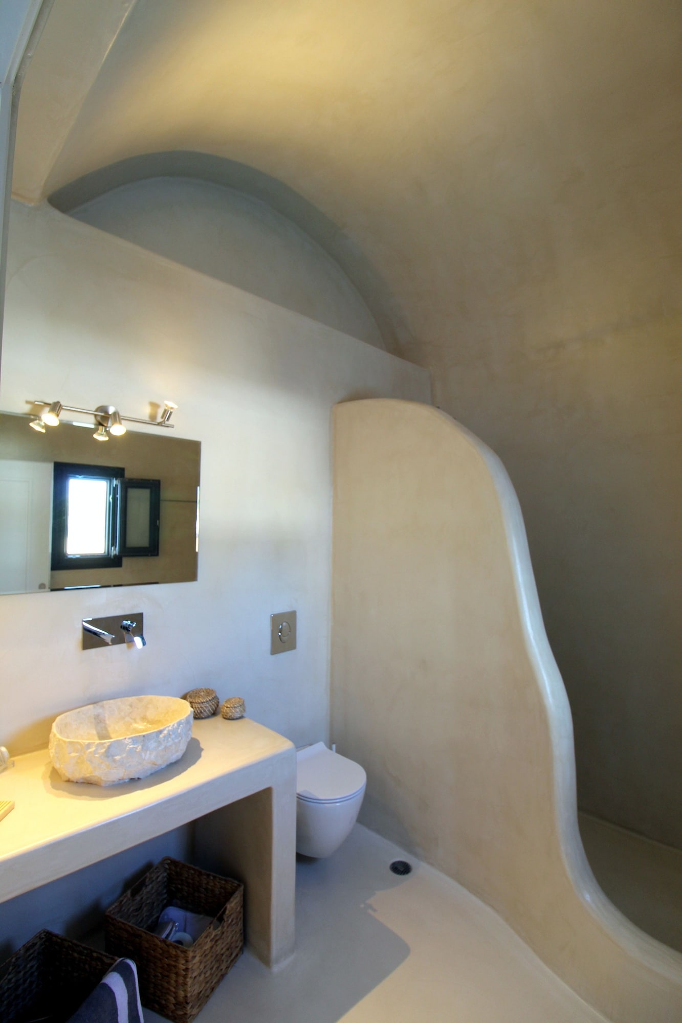 HONEYMOON, SUITE