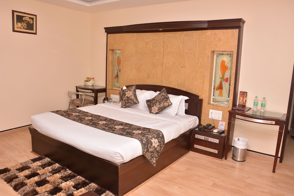 Hotel Simran 22/43