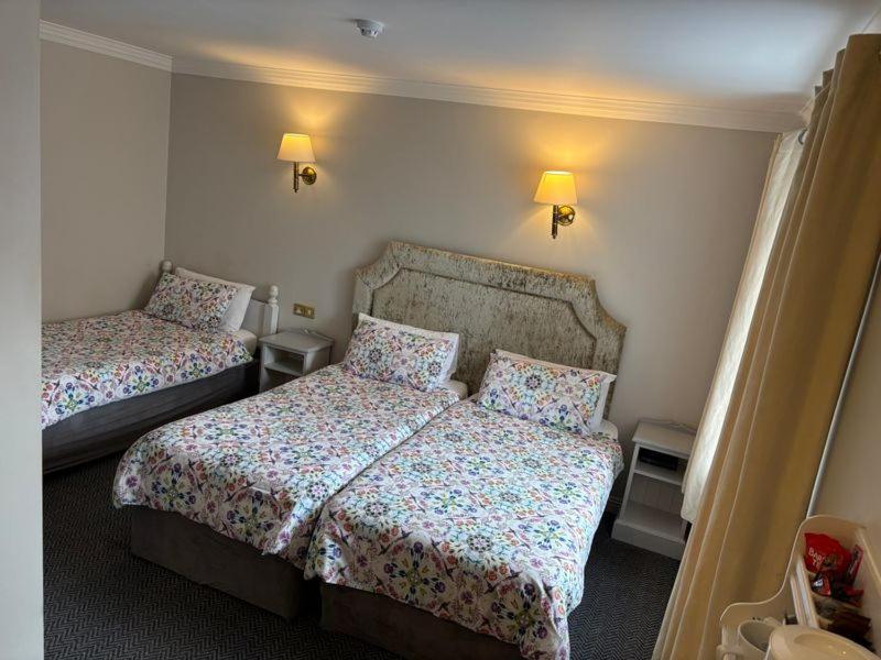 Glena House Hotel 5/18