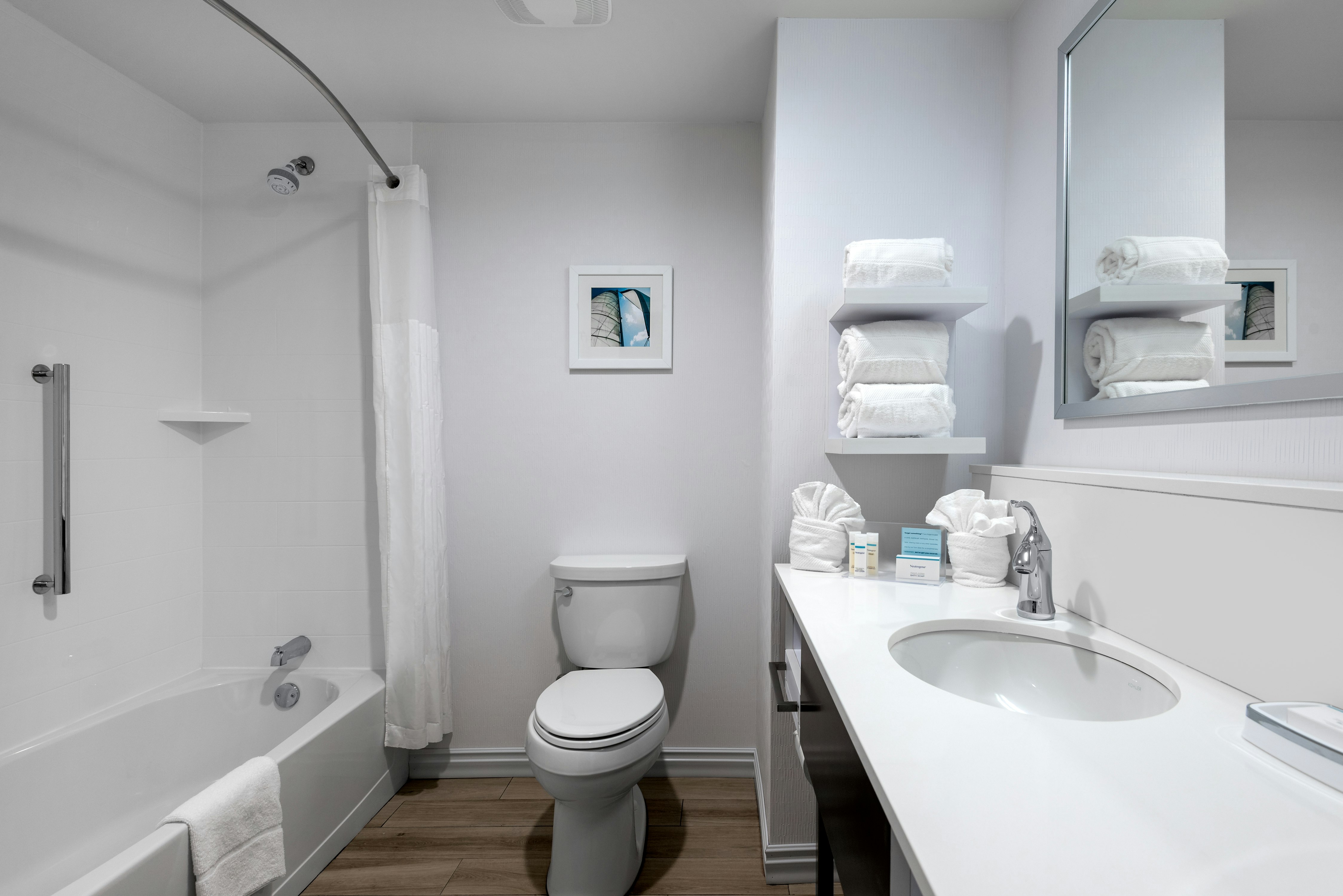 Hampton Inn & Suites West Melbourne-Palm Bay Road 42/46