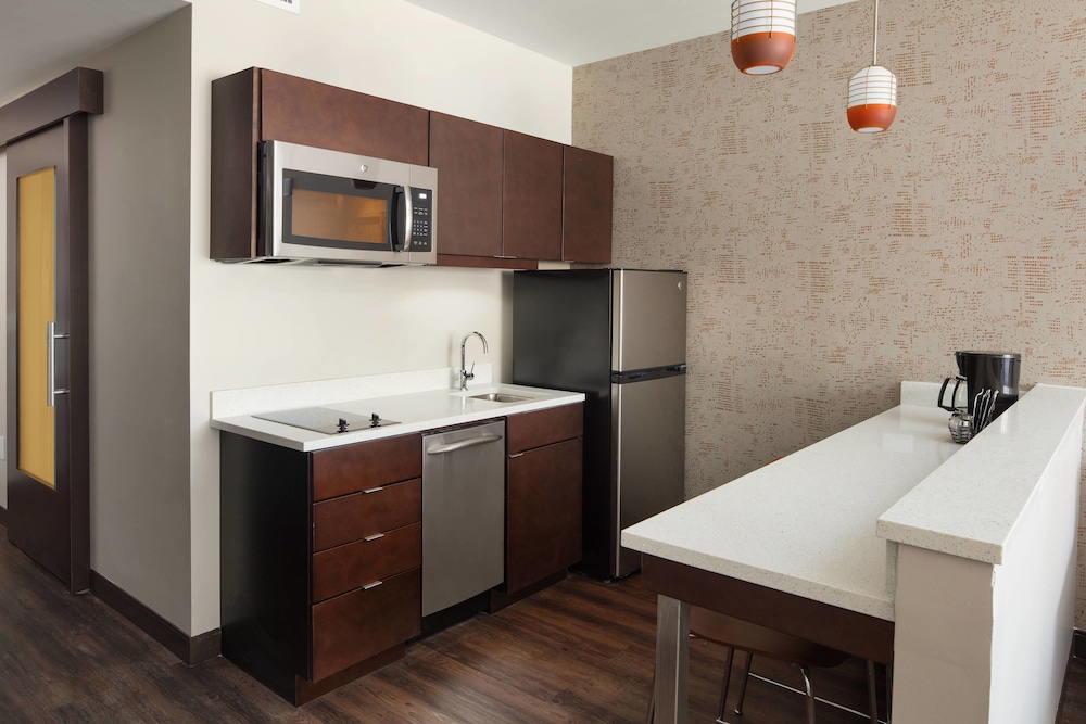 Towneplace Suites By Marriott New Orleans Downtown Canal Street 22/65