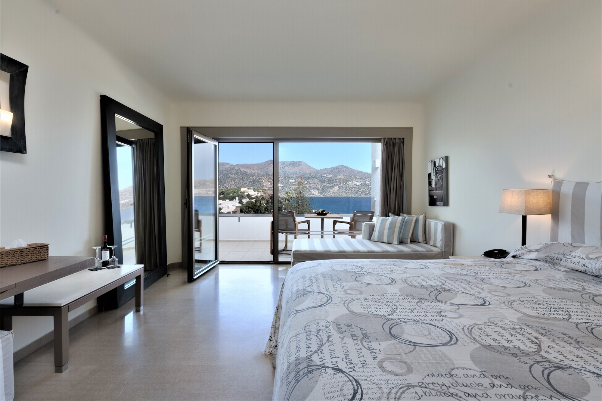 Zen, King Bed, Sea View