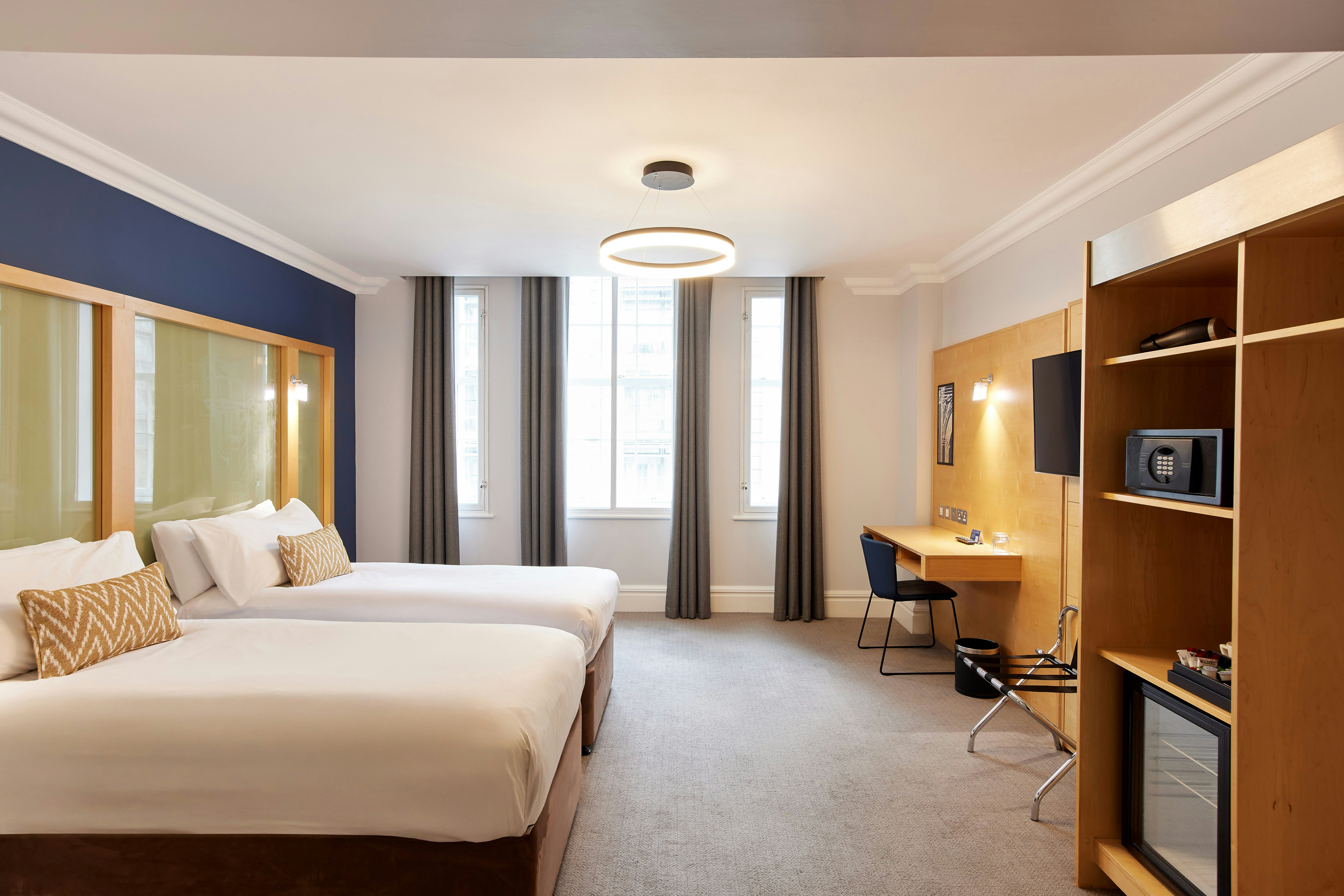 غرفة قياسية بسريرين منفصلين، Thistle London Park Lane 5/8