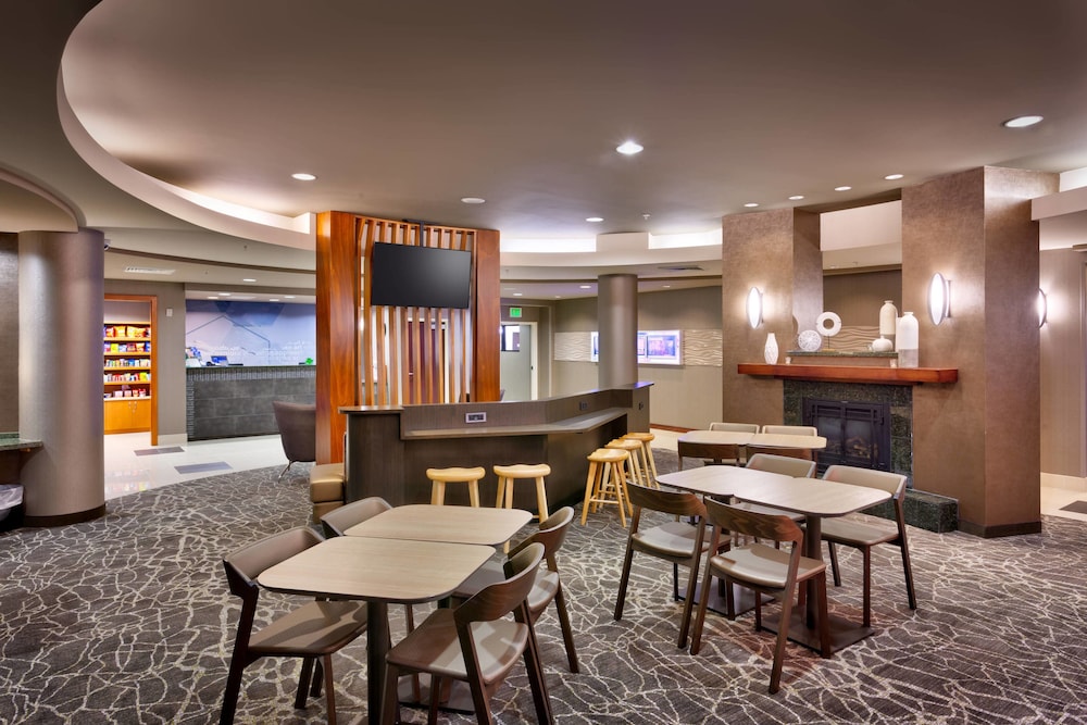 SpringHill Suites Lehi at Thanksgiving Point 19/24