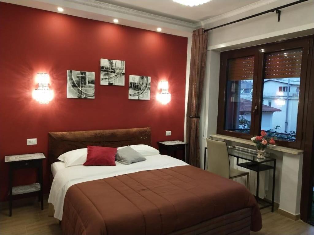 Seven Miracles Inn 11/40