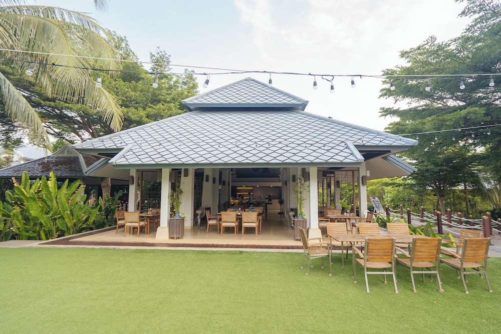 Sirarun Resort 2/50