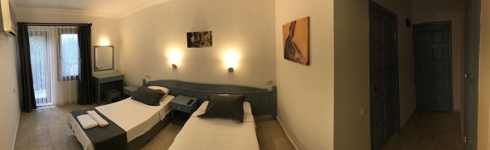 Kilim Hotel 41/71