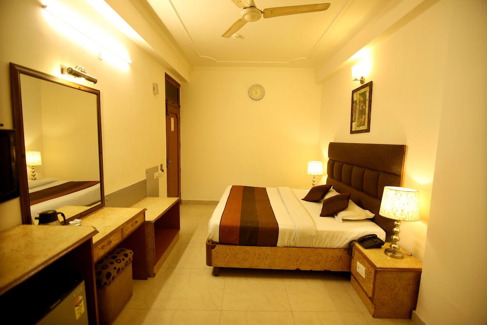 Hotel Parkway Deluxe 21/28