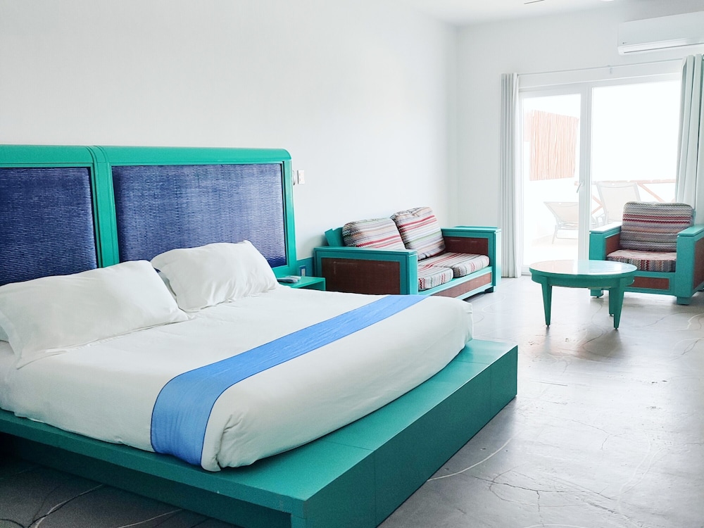 The Mint Resort Isla Mujeres 10/67