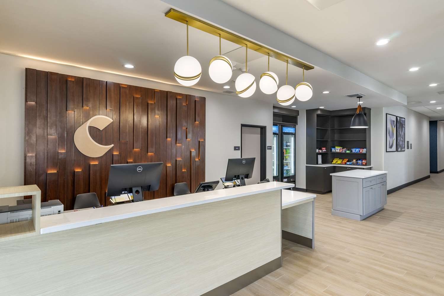 Comfort Inn & Suites New Port Richey Downtown District 11/39