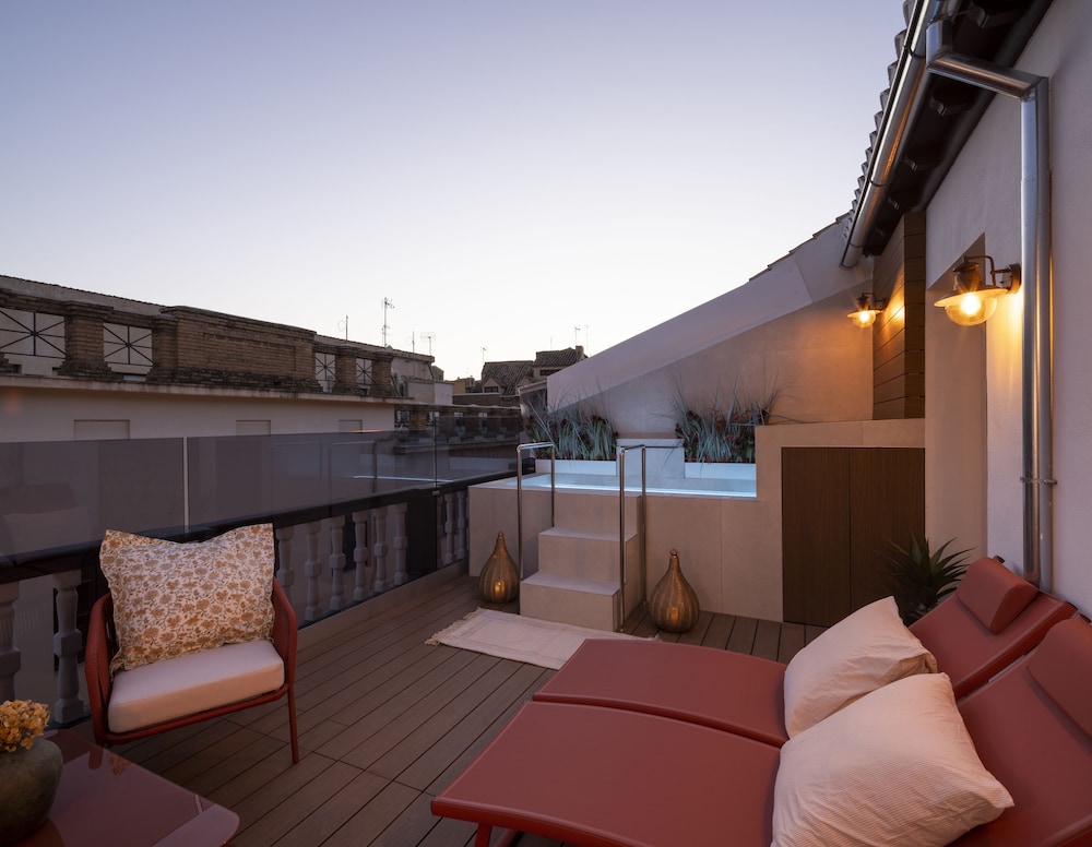 Palatina Concept Suites 73/90
