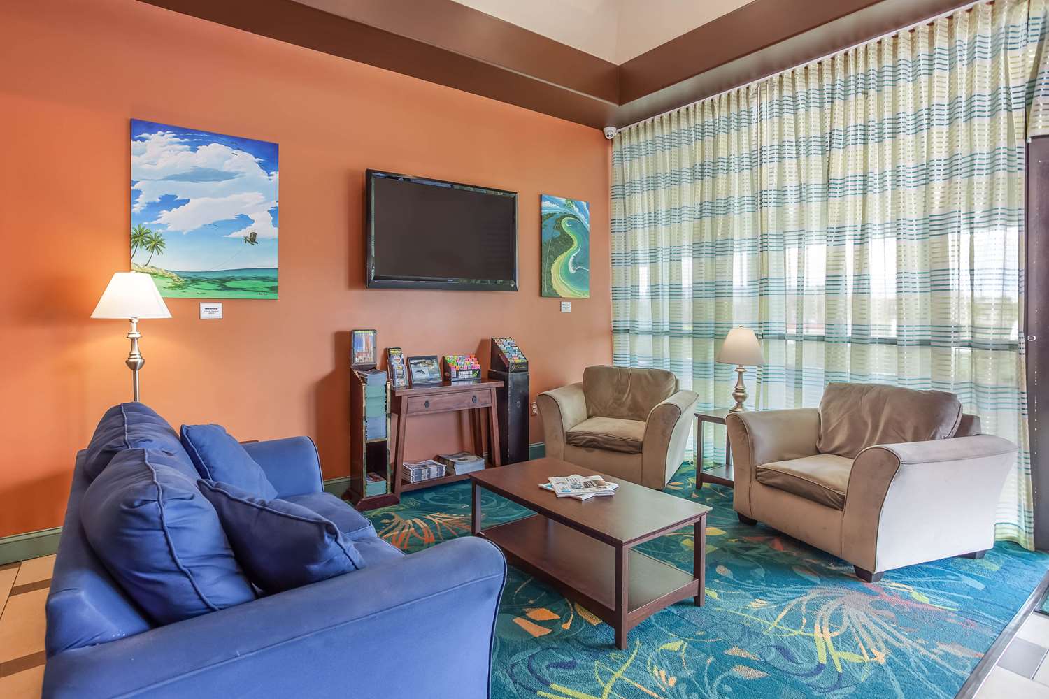 Beachside Hotel and Suites 26/43