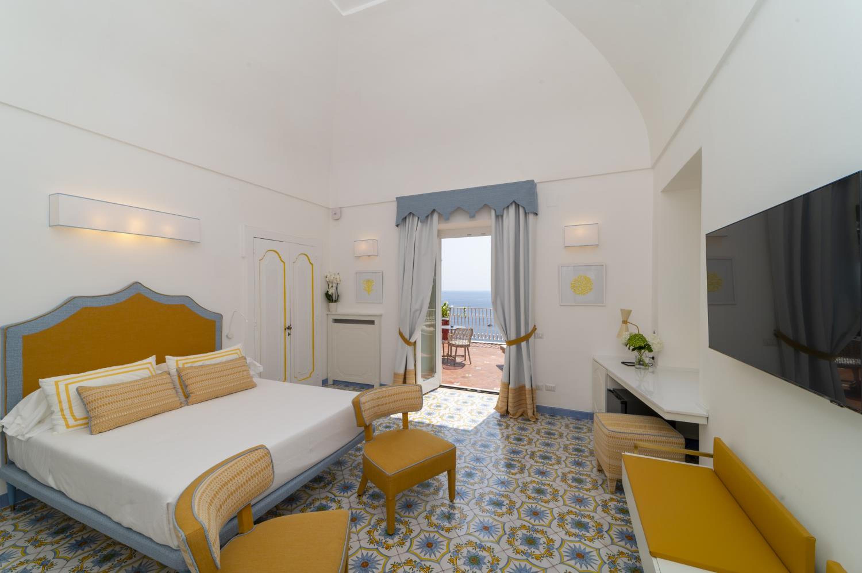 Room, Double Bed, Sea View