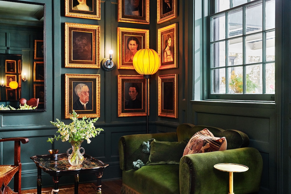 The Vanderbilt, Auberge Resorts Collection 35/40